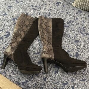 Stylish Black and Brown Women's Boots